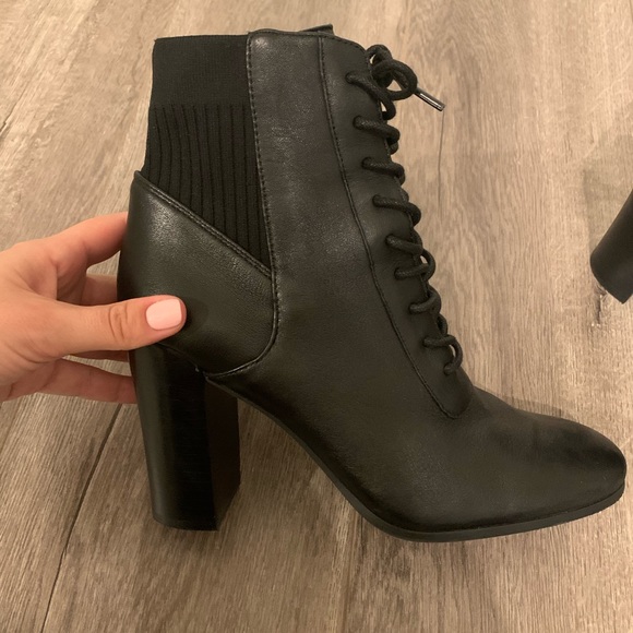 Brand new Kenneth Cole boots (super comfy) - Picture 5 of 7